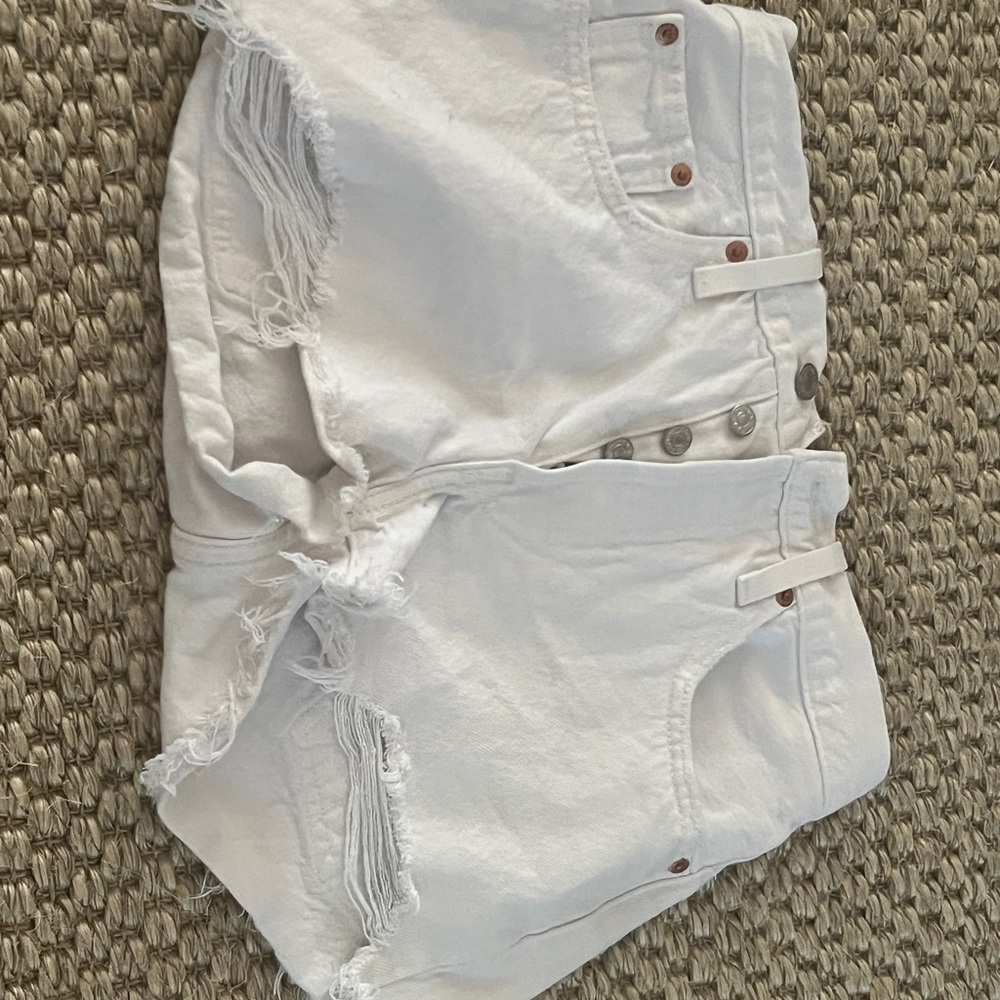 Levi’s white jean shorts